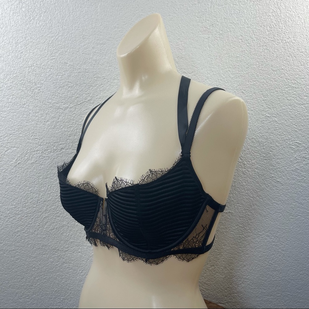 SOLD l 36C Dream Angels Ribbed Chantilly Lace Ribbons Balconet Bra - Picture 4 of 15
